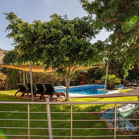 מילאטוס Iris Stone Built Villa מראה חיצוני תמונה