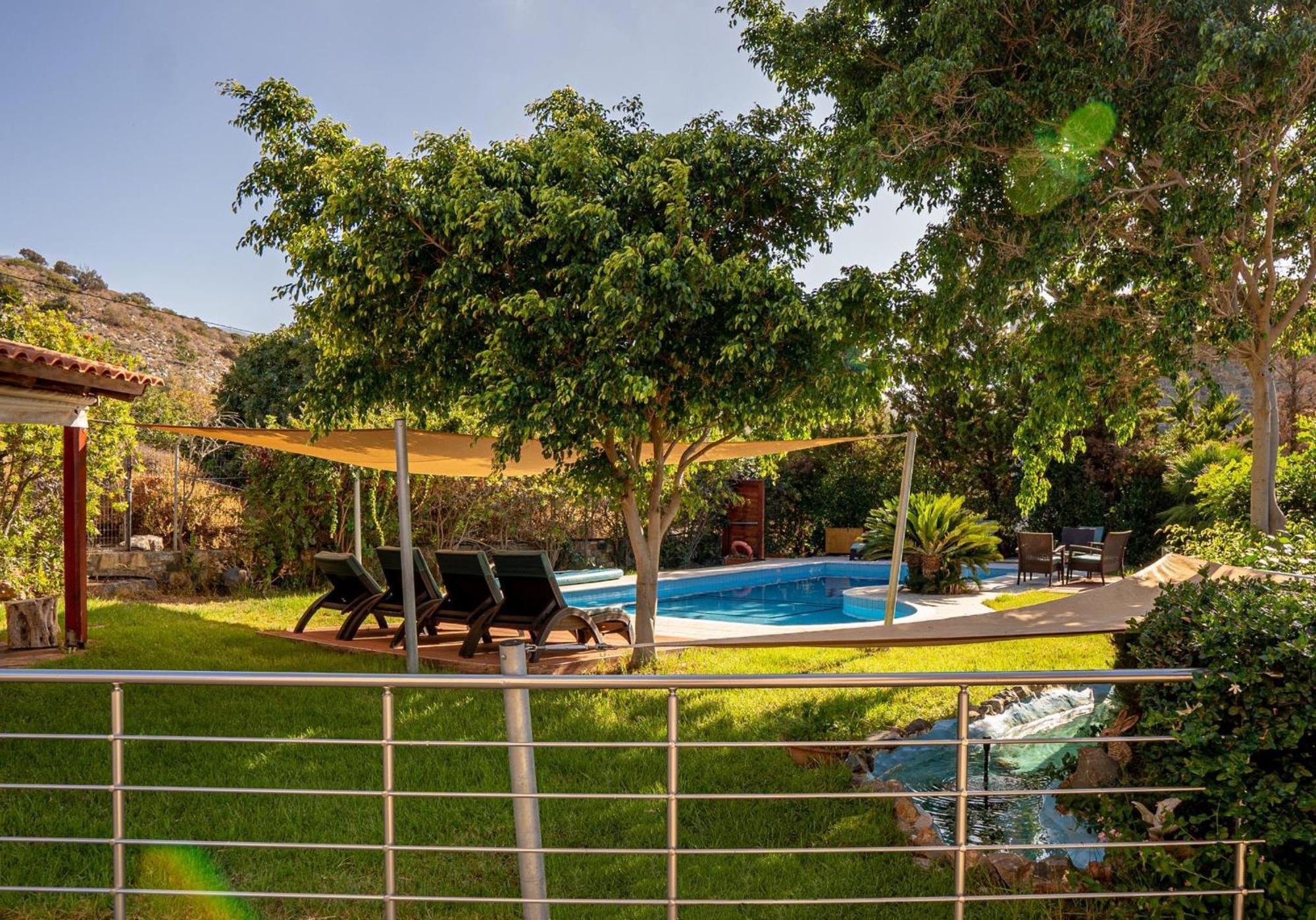 מילאטוס Iris Stone Built Villa מראה חיצוני תמונה
