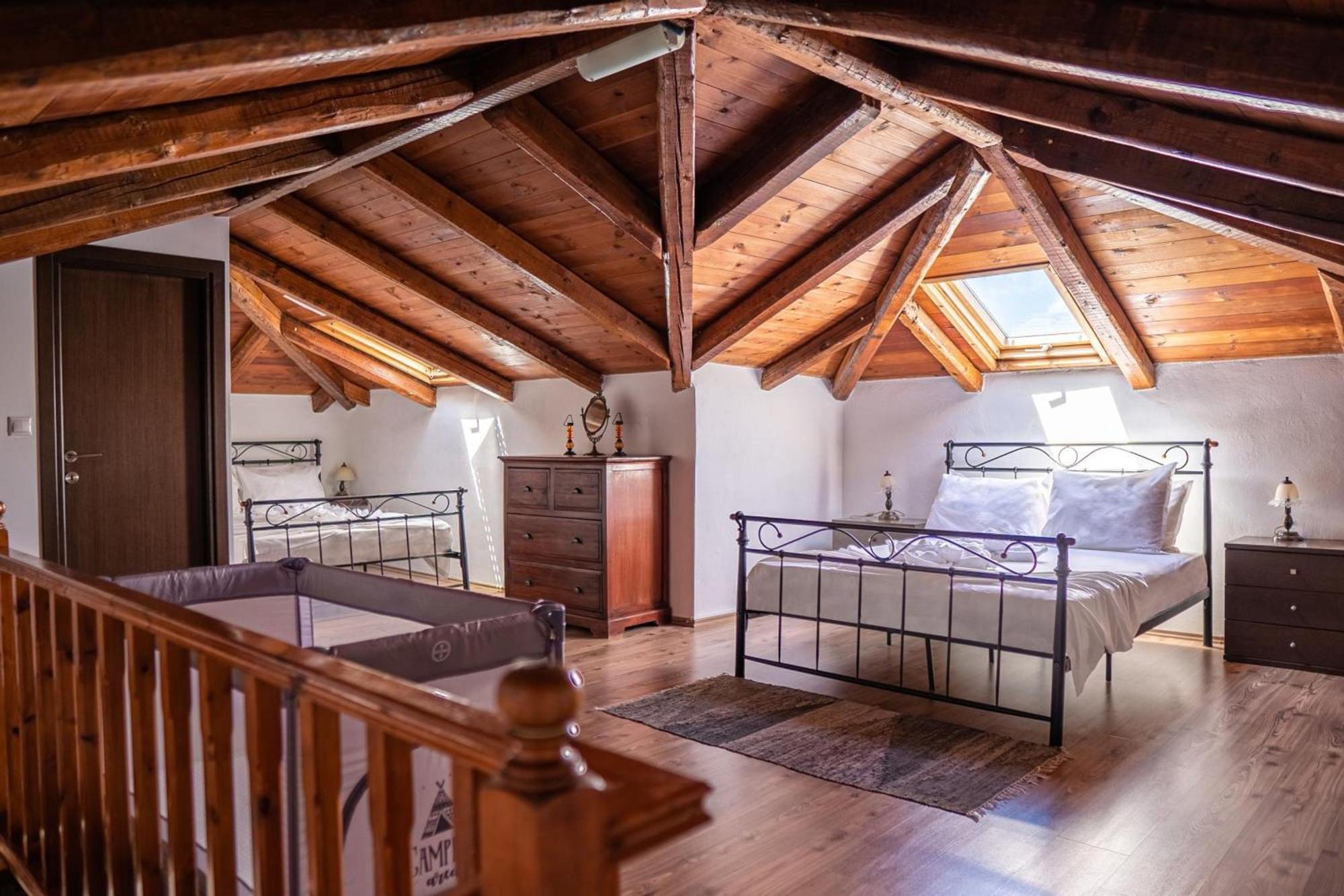 מילאטוס Iris Stone Built Villa מראה חיצוני תמונה